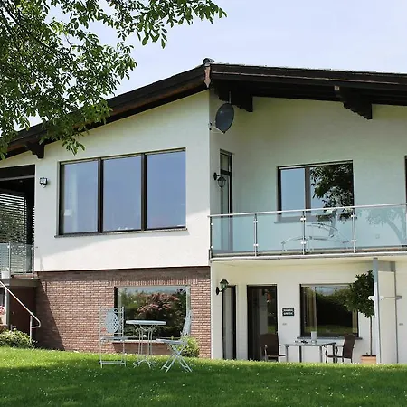 Апартаменты Eifelblick *